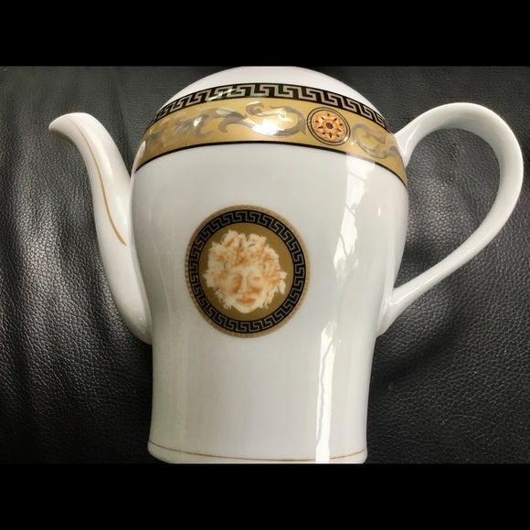 Medusa Design - Coffee/Tea Set - Picture 5 of 6